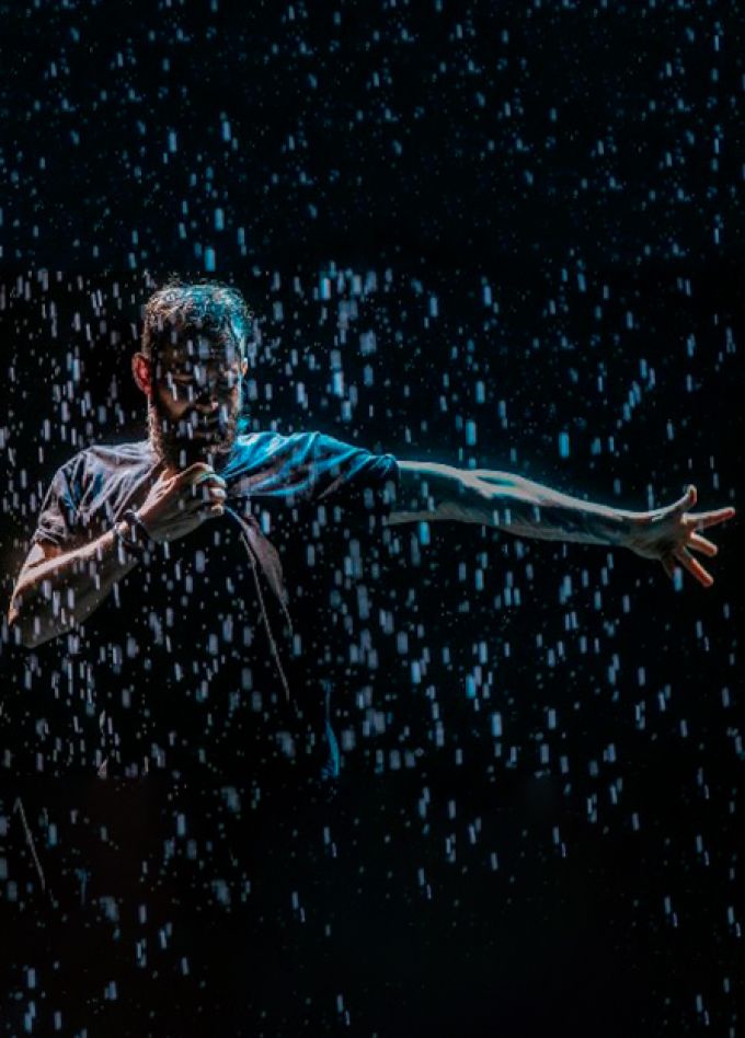 Шоу под дождем (Ковров)