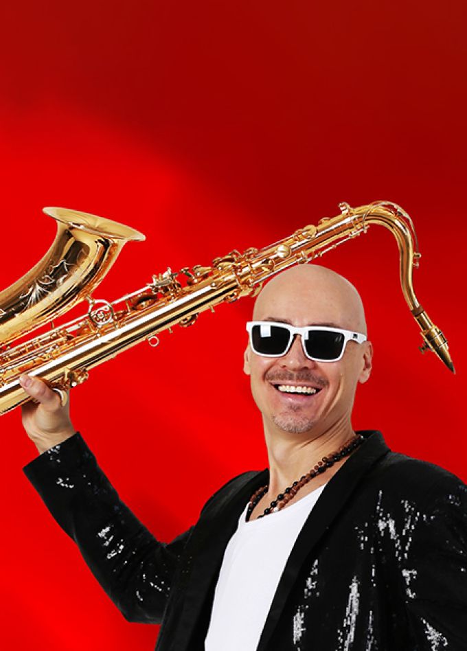 Саксофонист SyntheticSax. Мировые хиты от Ameno до Lambada